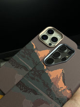 Luxo Desert mountain reflection